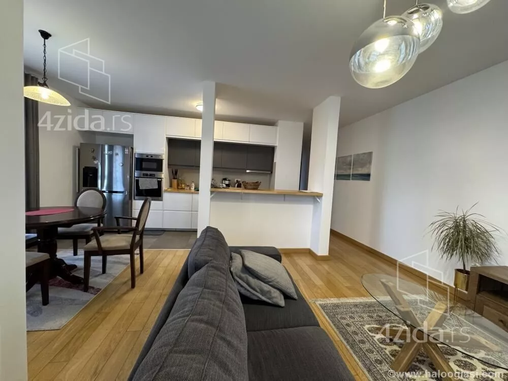 Trosoban stan za izdavanje, Šumadijska 36, 1.000€, 71m² — 6