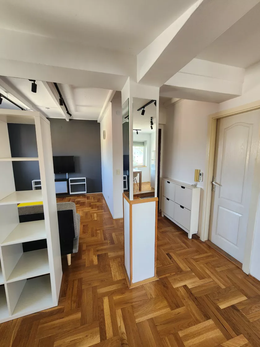 Trosoban stan za izdavanje, Vlade Aksentijevića 4, 500€, 68m² — 4