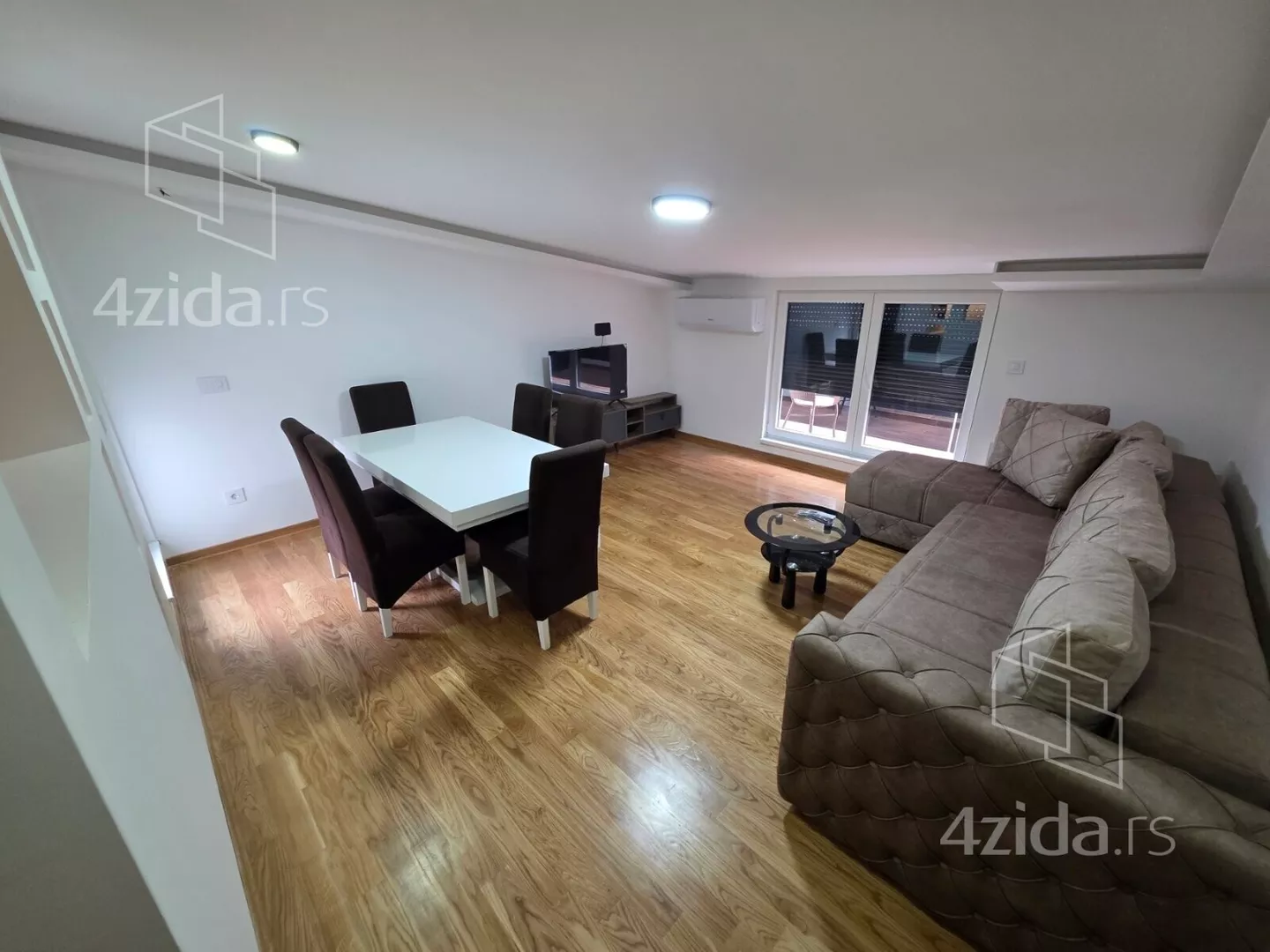 Trosoban stan za izdavanje, Vojvode Prijezde 27, 750€, 75m² — 2