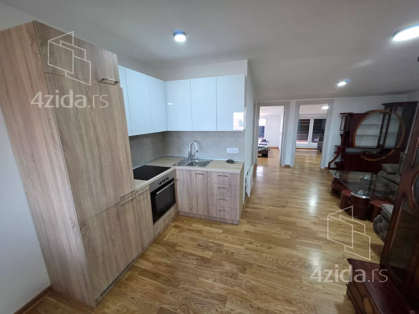 Trosoban stan za izdavanje, Vojvode Prijezde 27, 750€, 75m² — 7