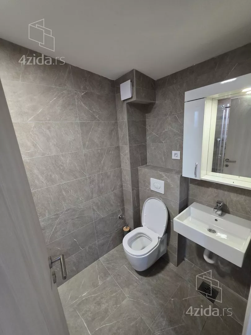 Trosoban stan za izdavanje, Vojvode Prijezde 27, 750€, 75m² — 10