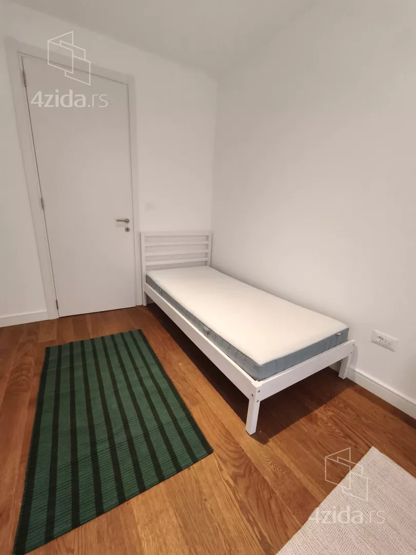 Trosoban stan za izdavanje, Vračar, 2.200€, 99m² — 10