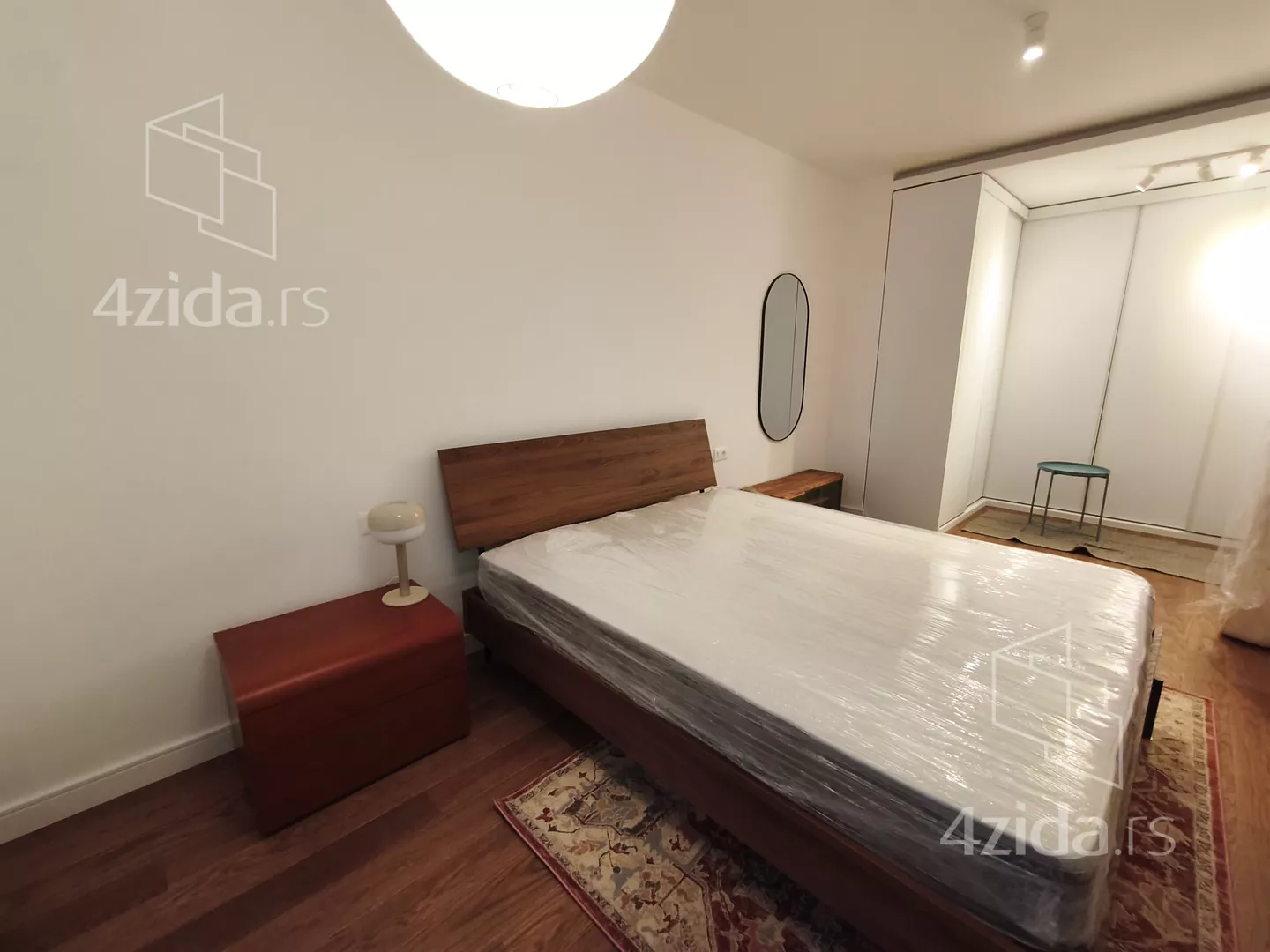 Trosoban stan za izdavanje, Vračar, 2.200€, 99m² — 13