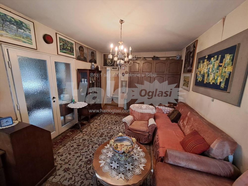 Trostrano orijentisan stan u srcu Vracara — 4