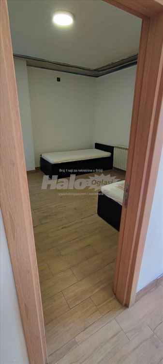 Iznajmljuje se stan na Voždovcu 150m2. — 6