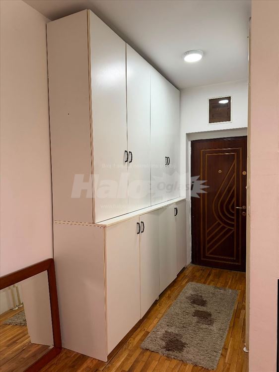 Jednoiposoban stan – 33 m² – Vračar (Mlade Bosne) — 2