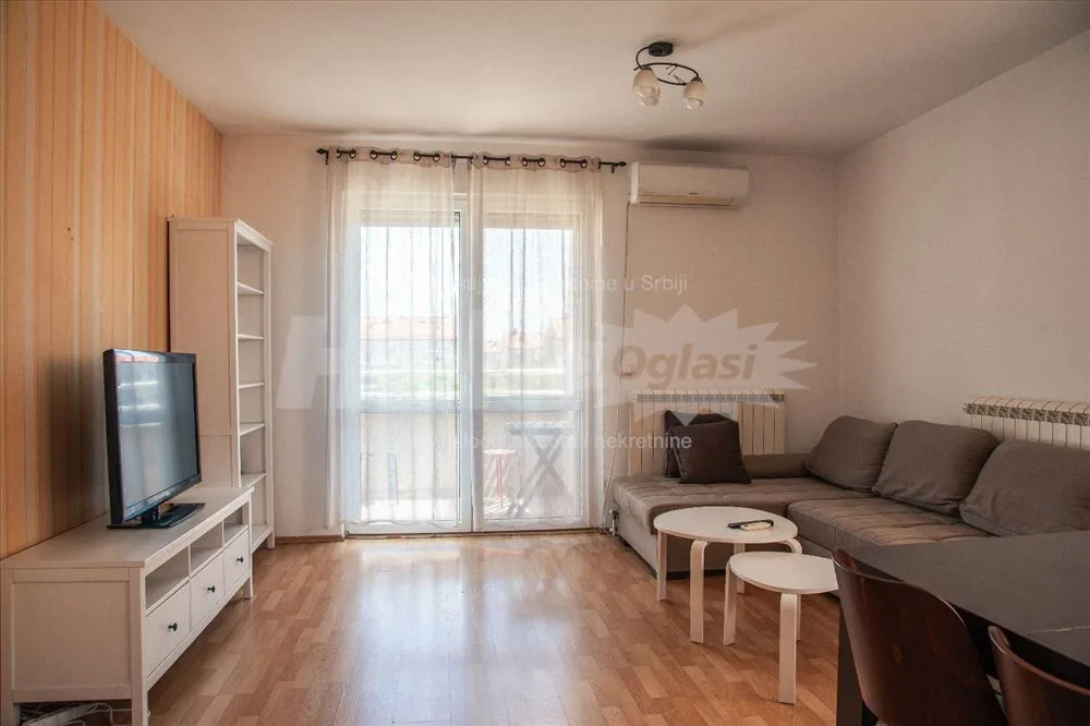 Uknjižen 3.0 stan 65m2, Krnjača Gemax — 2