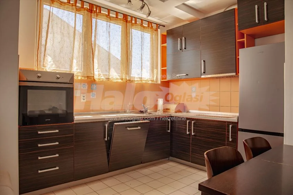 Uknjižen 3.0 stan 65m2, Krnjača Gemax — 4