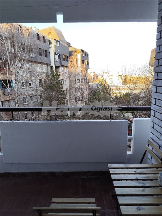 Uknjižen kvalitetan stan na 3. spratu – B.kosa 3 — 3