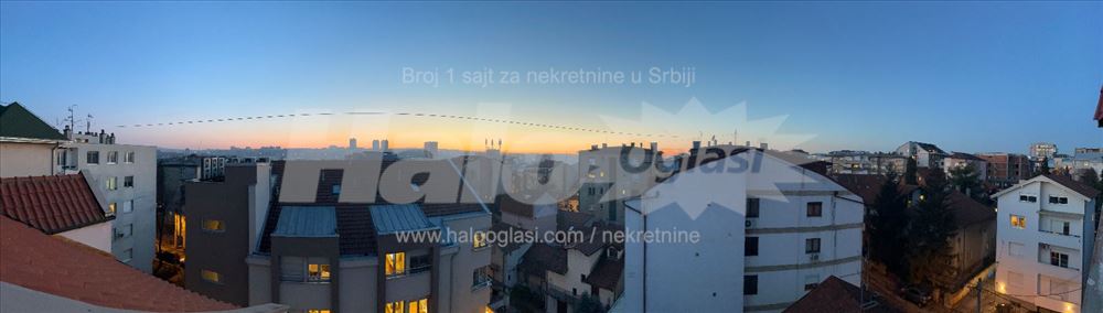 Uknjižen. Parking. Bez provizije. — 13