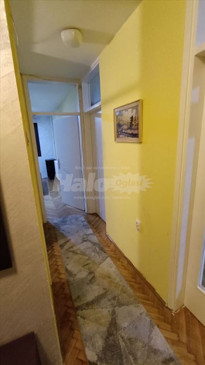 Uknjižen stan na Banovom Brdu, odmah useljiv — 3