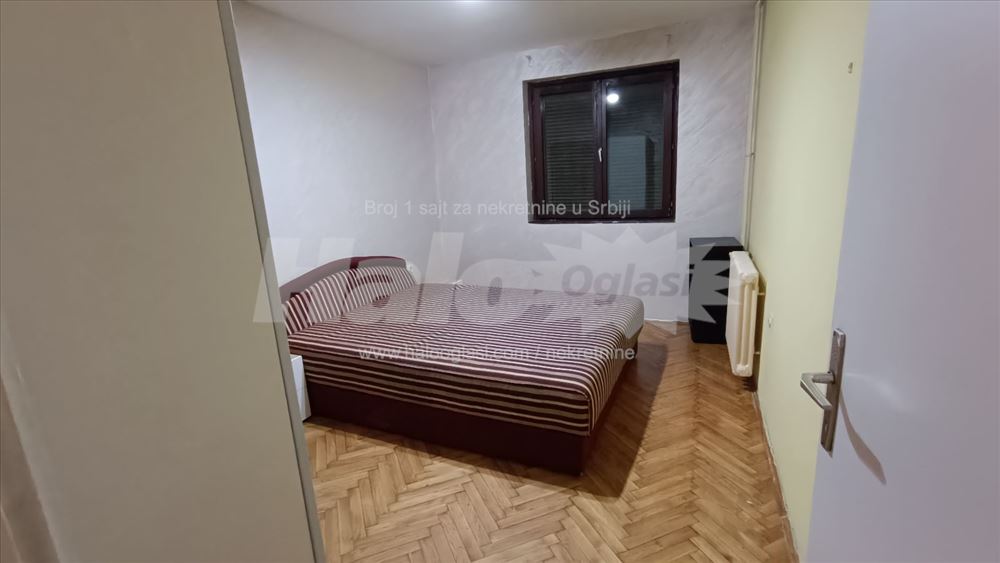 Uknjižen stan na Banovom Brdu, odmah useljiv — 10