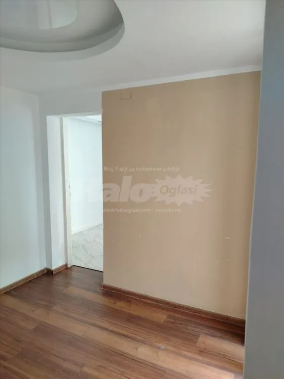 Uknjižen stan sa dvorištem u Rakovici — 8