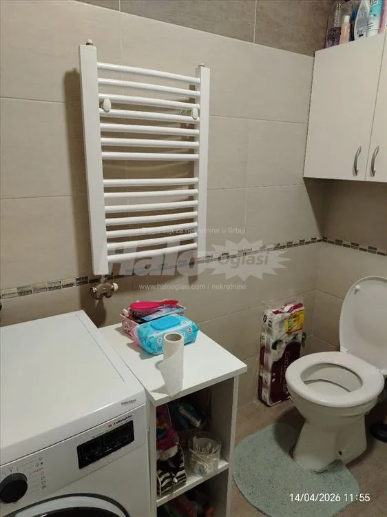 Uknjižen stan u centru Borče 2 — 7