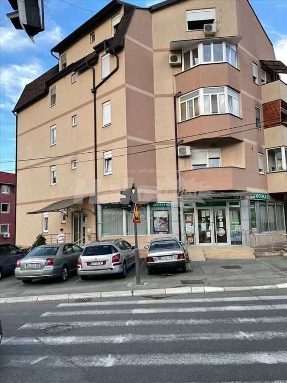 Uknjižen stan Vidikovačka padina — 5