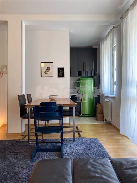 Uknjižen top stan 91 m2 + 20 m2 Gemax kod Metroa — 5