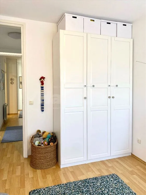 Uknjižen top stan 91 m2 + 20 m2 Gemax kod Metroa — 10