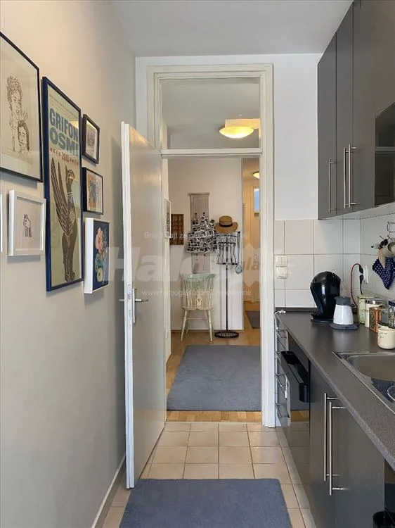 Uknjižen top stan 91 m2 + 20 m2 Gemax kod Metroa — 11