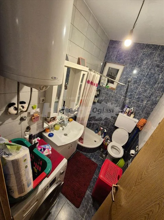 Uknjizen, 39m2, spavaca soba, terasa, parking — 8