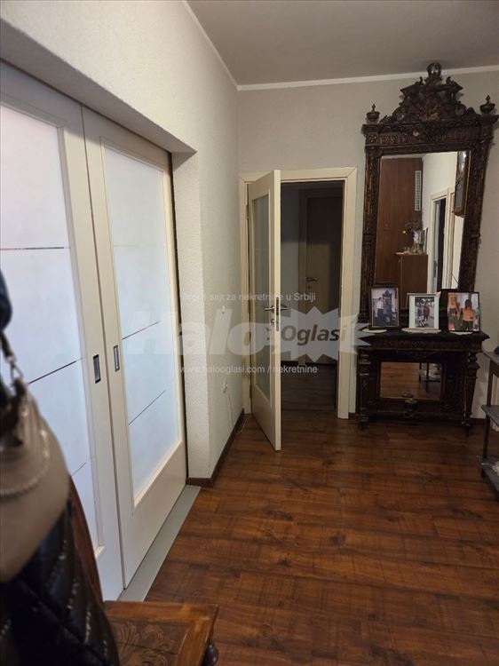 Šumice, Ustanička, vrlo kvalitetan komforan stan — 12