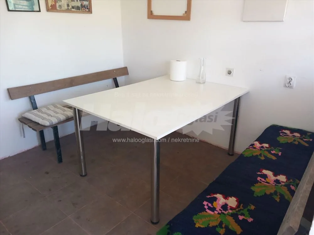 Umka,  Mala moštanica 27m2 — 4