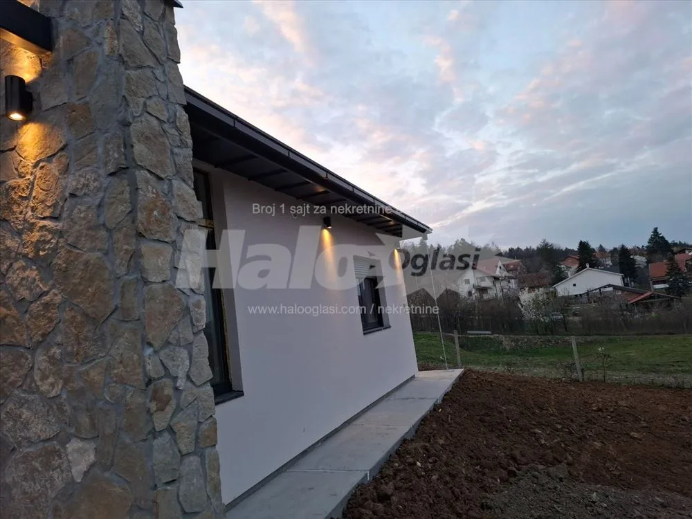 Šuplja Stena Avala Unikatna Vila — 8