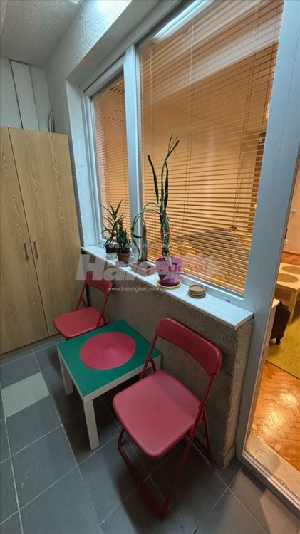 Uređen stan na najlepšem delu Liona. — 11