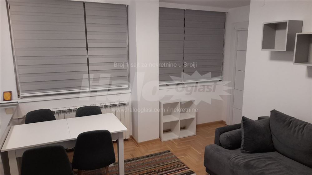 Ustanička, Šumice, lux — 3