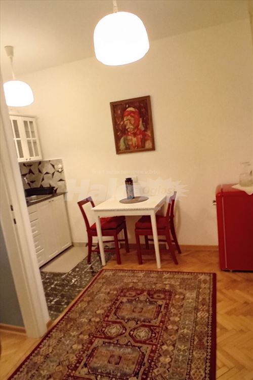 Uzi centar, Zeleni venac, namesten, suncan — 10