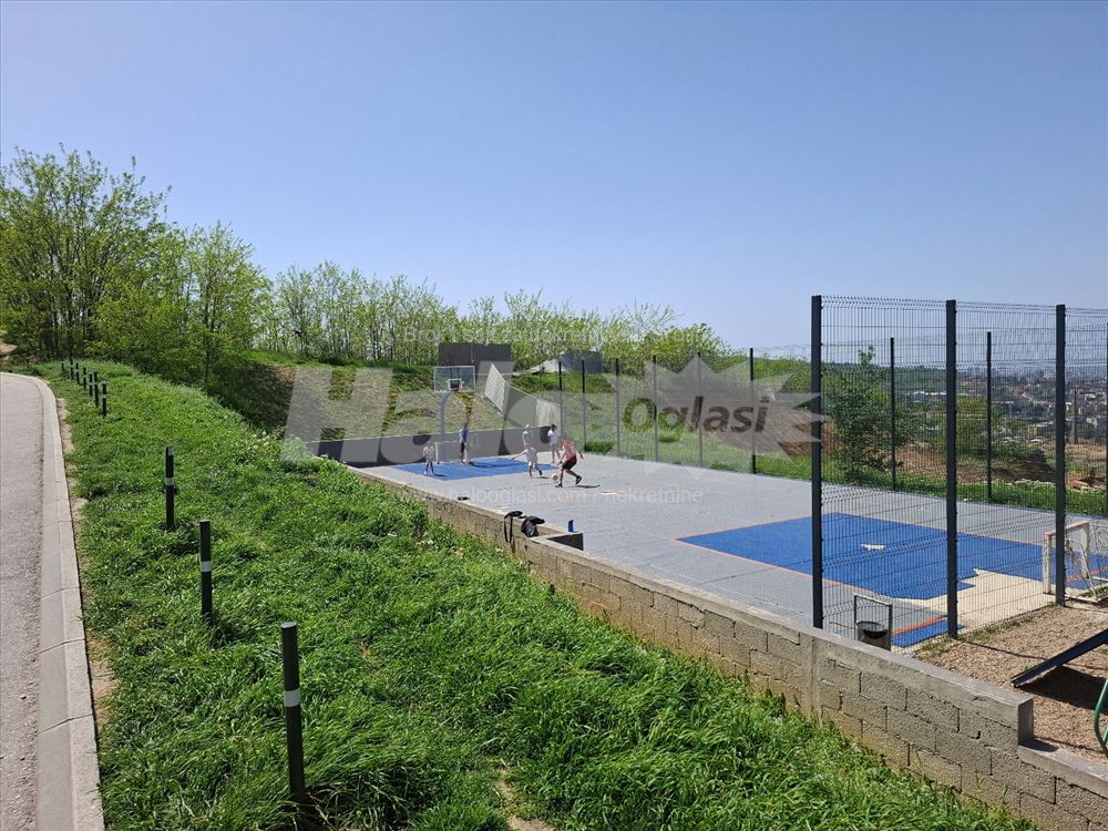 V.banja Sunnyville, top pogled, 3.0, sjajan stan — 15