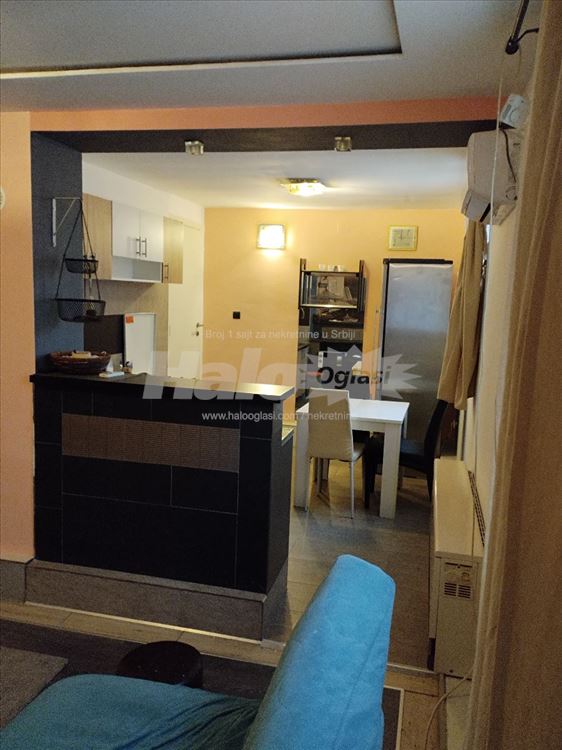 Veća garsonjera P=40m2 sa dvorištem P=30m2 — 4