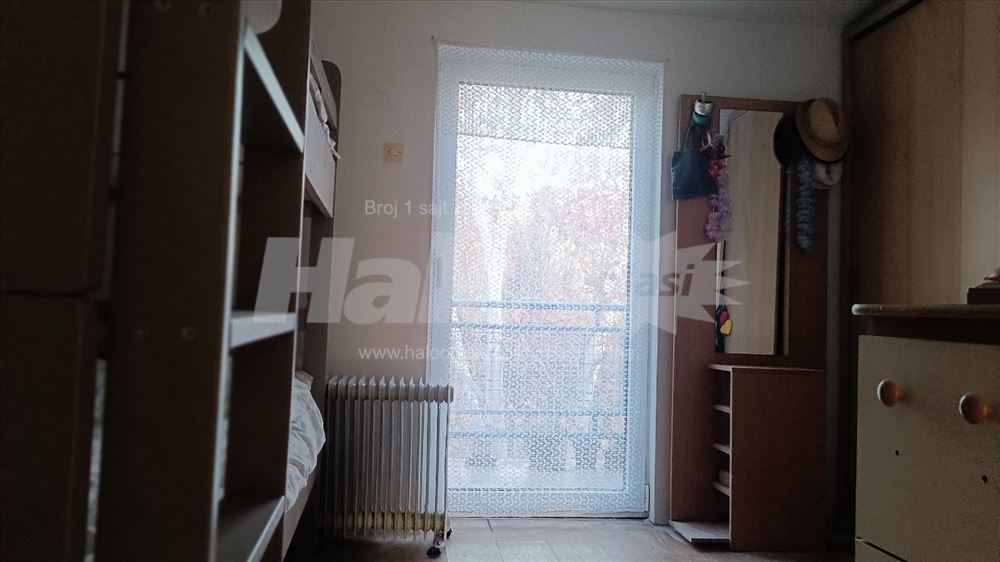 Veoma osvetljen, dve terase, top lokacija — 2