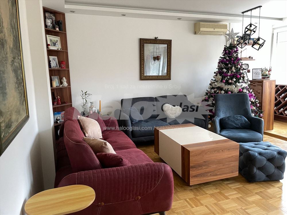 Veoma svetao 3.0 stan u bloku 37, Novi Beograd — 4