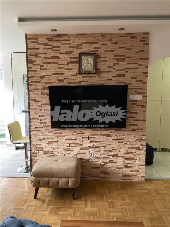 Veoma svetao 3.0 stan u bloku 37, Novi Beograd — 5