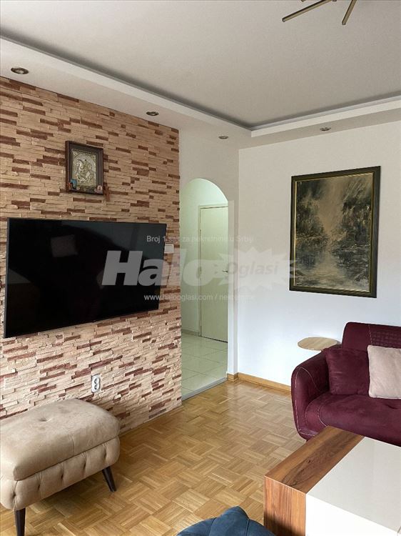 Veoma svetao 3.0 stan u bloku 37, Novi Beograd — 6
