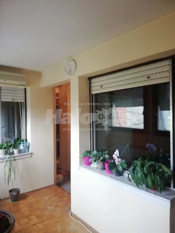 VIDIKOVAC 94m2,(3,5) GARAŽA 22m2 i 0,22 a građ.zem — 8