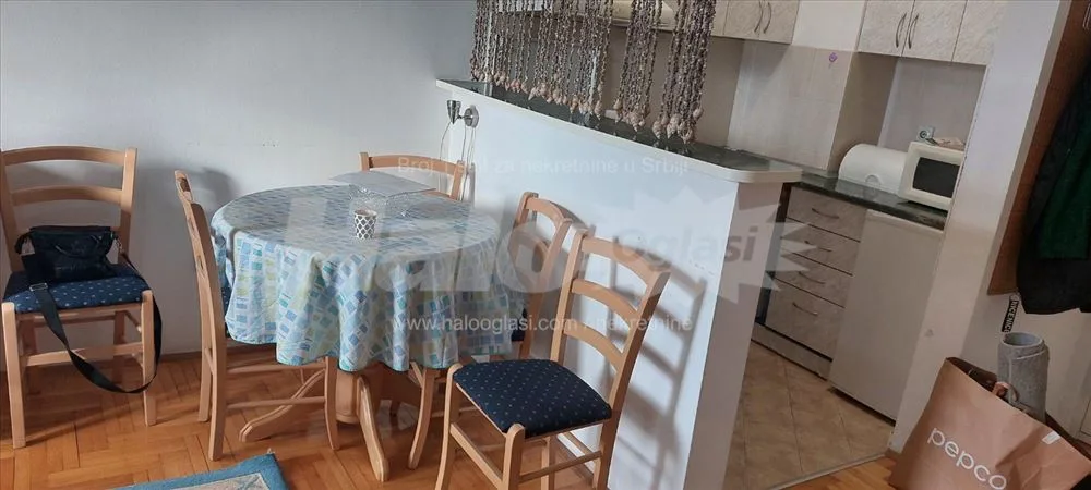 Vidikovac, kod Meka, garsonjera — 5