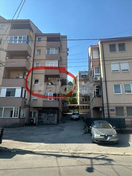 Vidikovacka padina Prvoboraca 1,5 35m2 — 10
