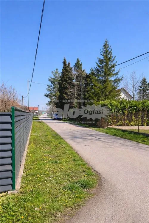 Kuća, Lisović, 17 ari, 100m2 — 4