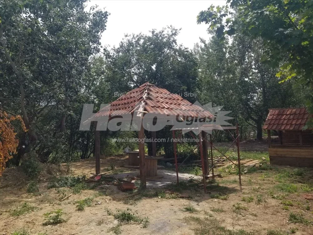 Vikendica na obali Dunava - Ada Huja — 3
