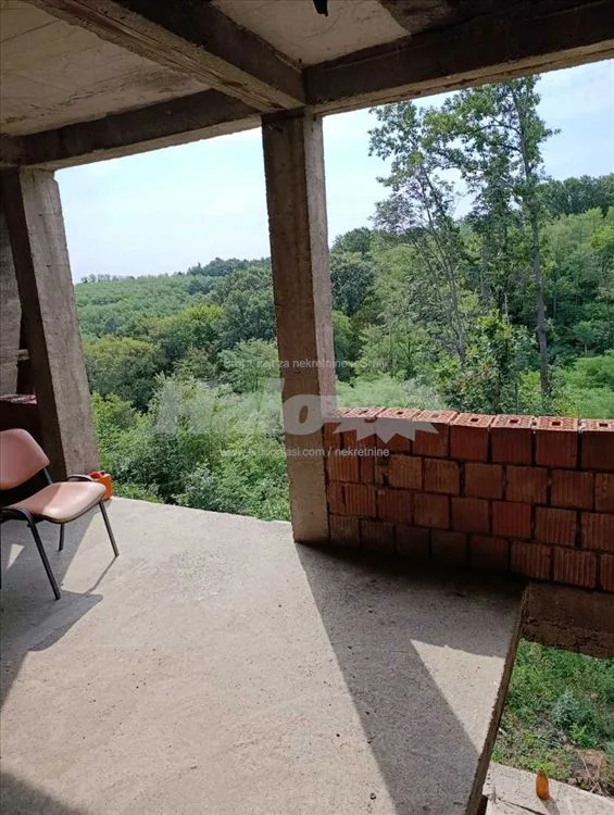 Vikendica u Babama, Ralja — 3