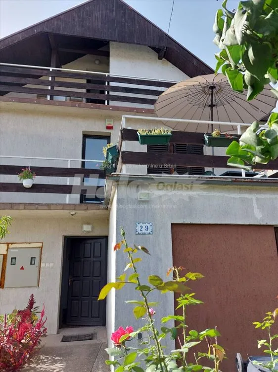 Vinča, blizu Dunava, renoviran, namešten stan — 10