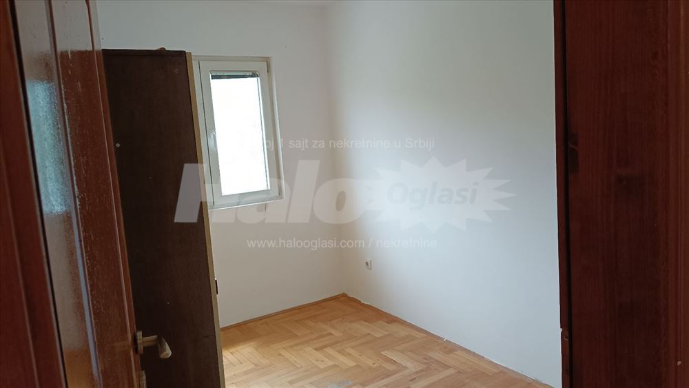 Višnjička banja, 37+18kvm — 5