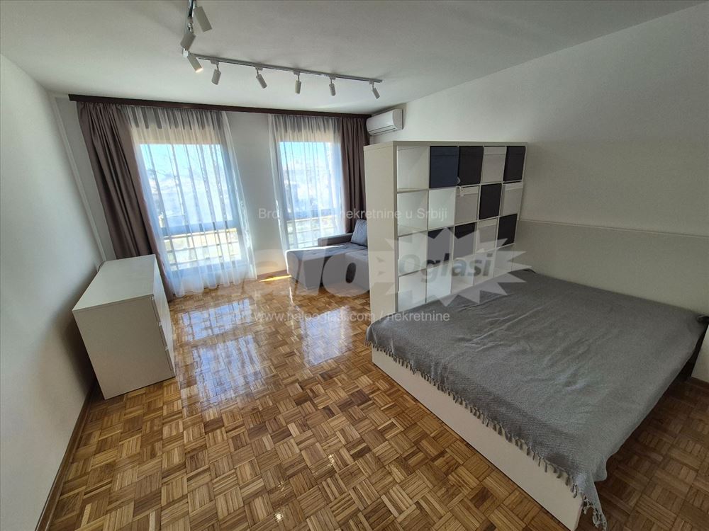 Višnjička banja, Slobodana Jovanovića, 1.0, CG — 10