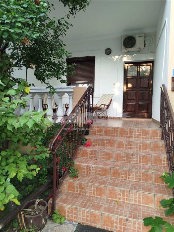 Višnjička Banja trosoban stan Beograd — 2