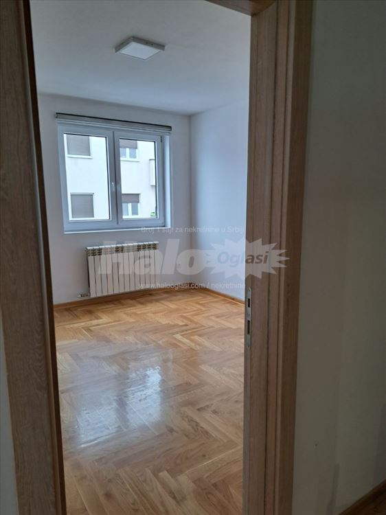Visnjica, 46m2, prazan + parking mesto — 5