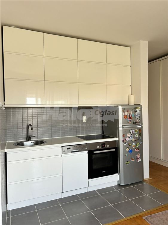 Višnjička Banja,stan 38m2,opremljen — 2