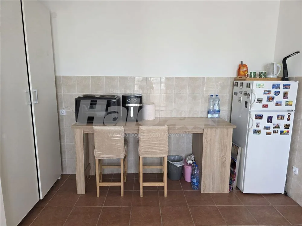 Vlasnik 1/1 prodaje prelep stan bez ulaganja! — 11