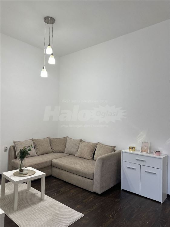 Vlasnik izdaje 2.5 salonski stan Koste Glavinica — 3