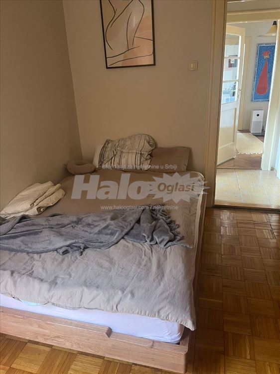 Vlasnik izdaje 2,0 soban stan u centru Zemuna — 11
